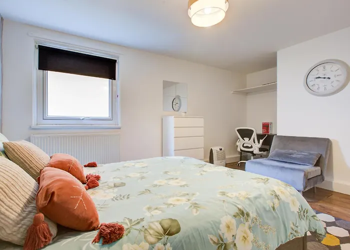 Charming & Cozy Apartment